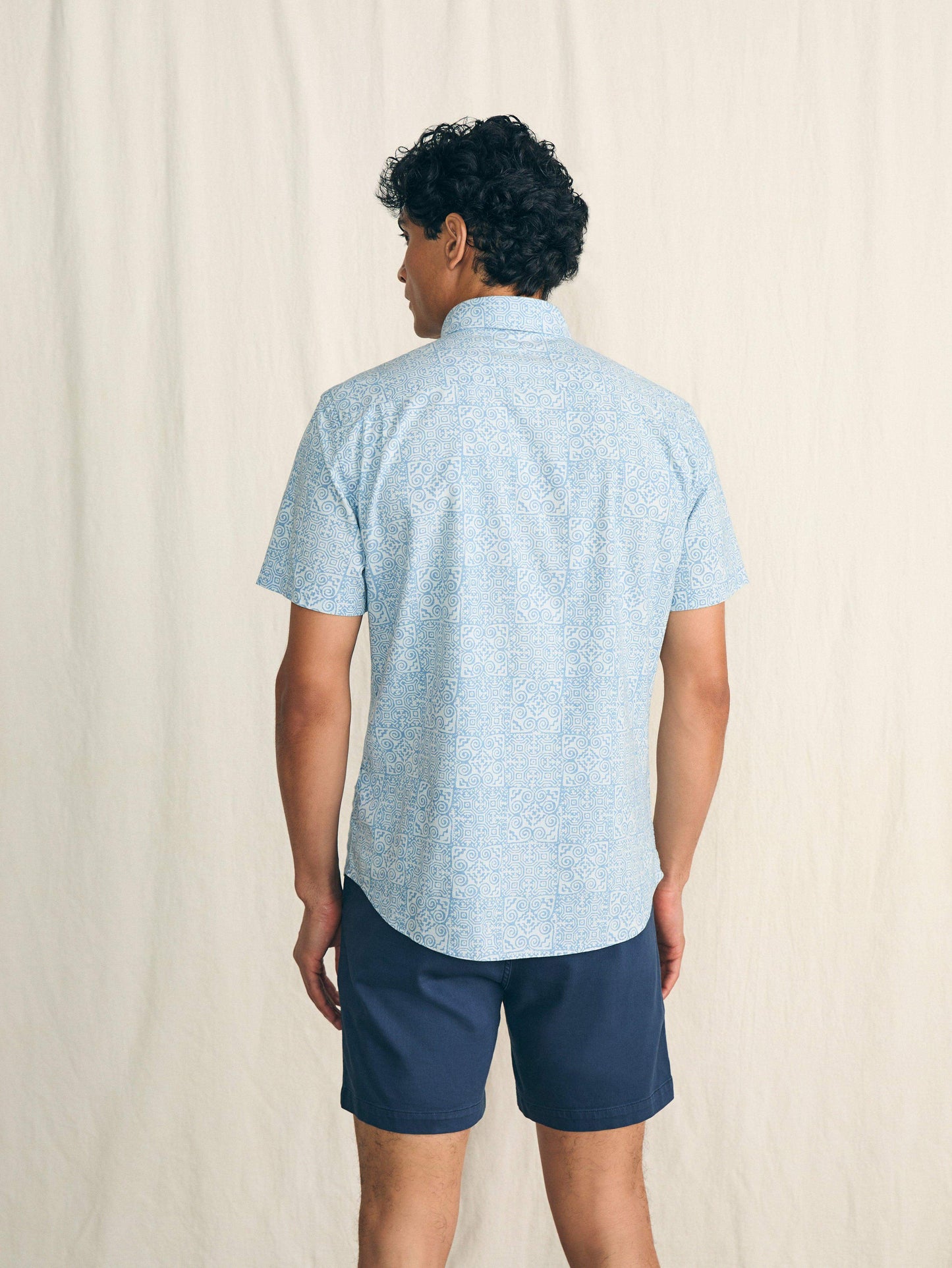Short-Sleeve Stretch Playa Shirt (Tall) - South Pacific Geo