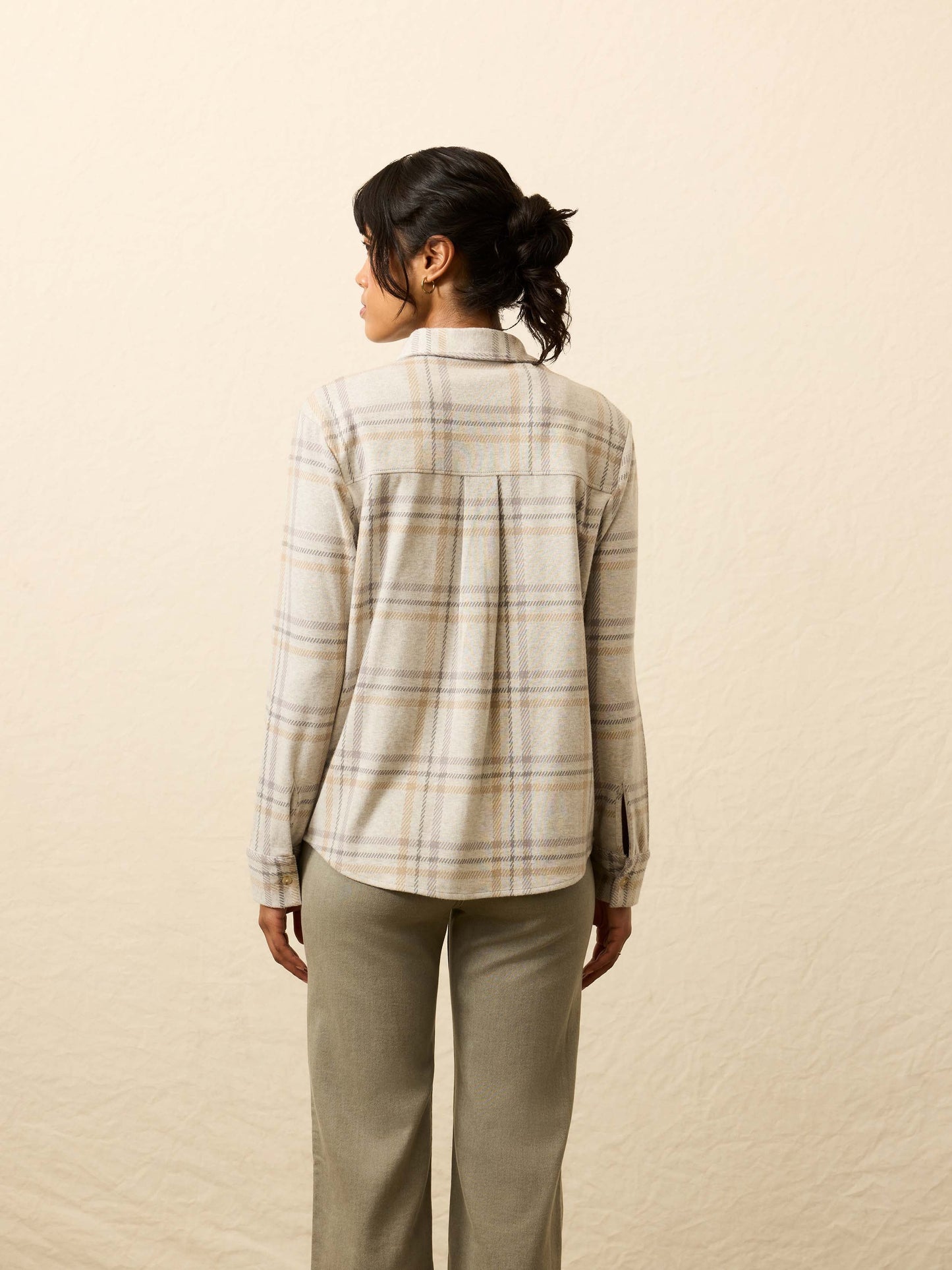 Legend™ Classic Sweater Shirt - Sandy Trails Plaid