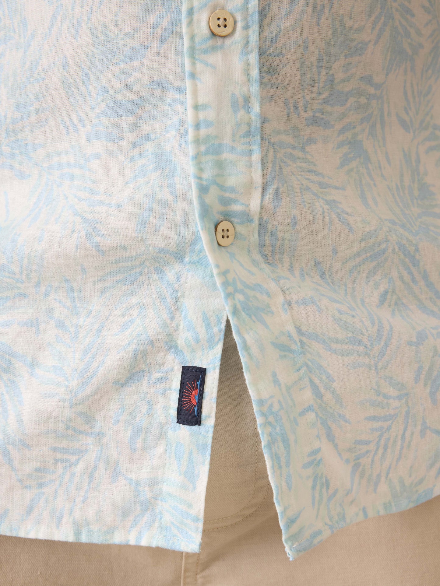 Short-Sleeve Breeze Shirt - Sky Beach Foliage