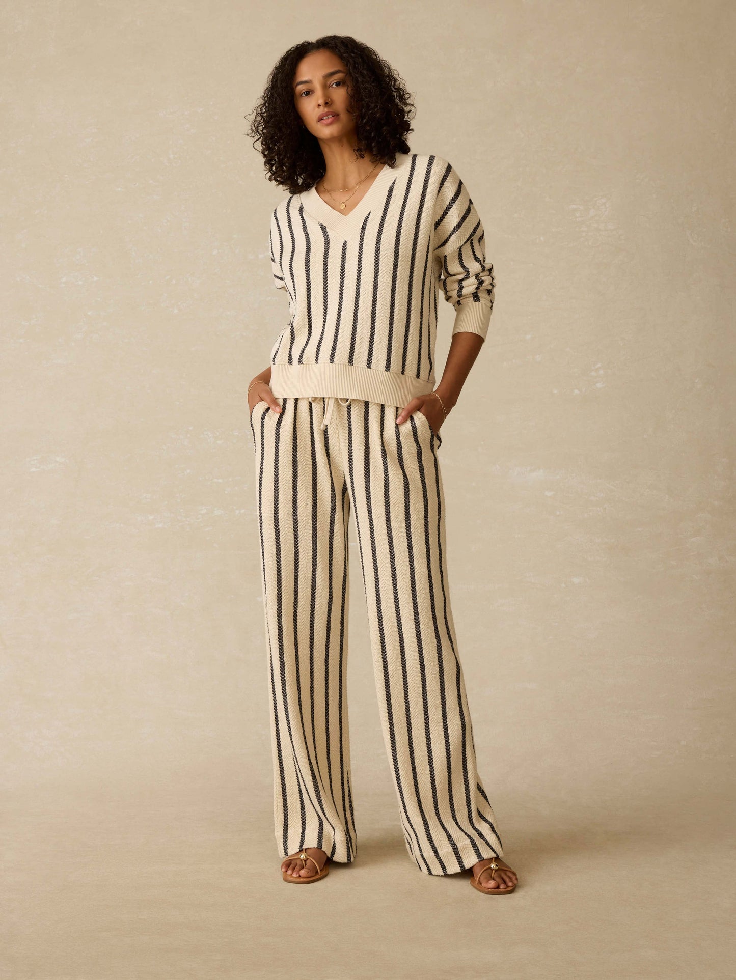 Dockside V-Neck Sweatshirt - Moon Shadow Stripe